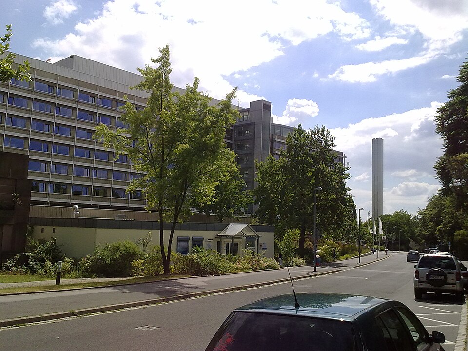 Schweinfurt: Leopoldina Krankenhaus - panoramio - hartmut bach