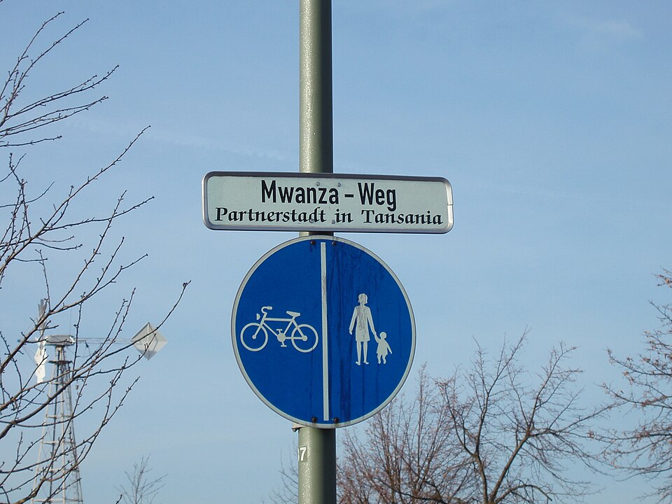 Würzburg: Heuchelhof Mwanza-Weg