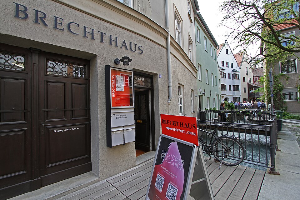 Augsburg-Brechthaus-02-gje