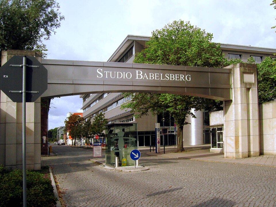 Potsdam: Filmstudio Babelsberg Eingang