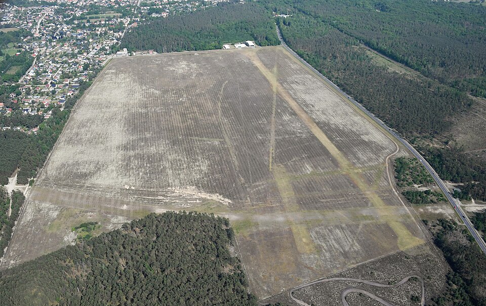 Aerial image of the Finsterwalde-Heinrichsruh airfield