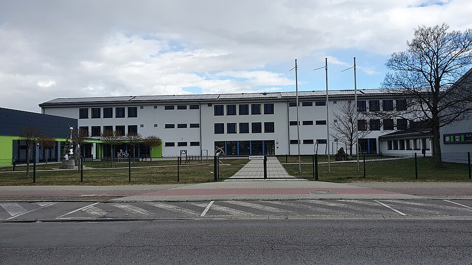 Lübbenau/Spreewald: Paul-Fahlisch-Gymnasium Lübbenau