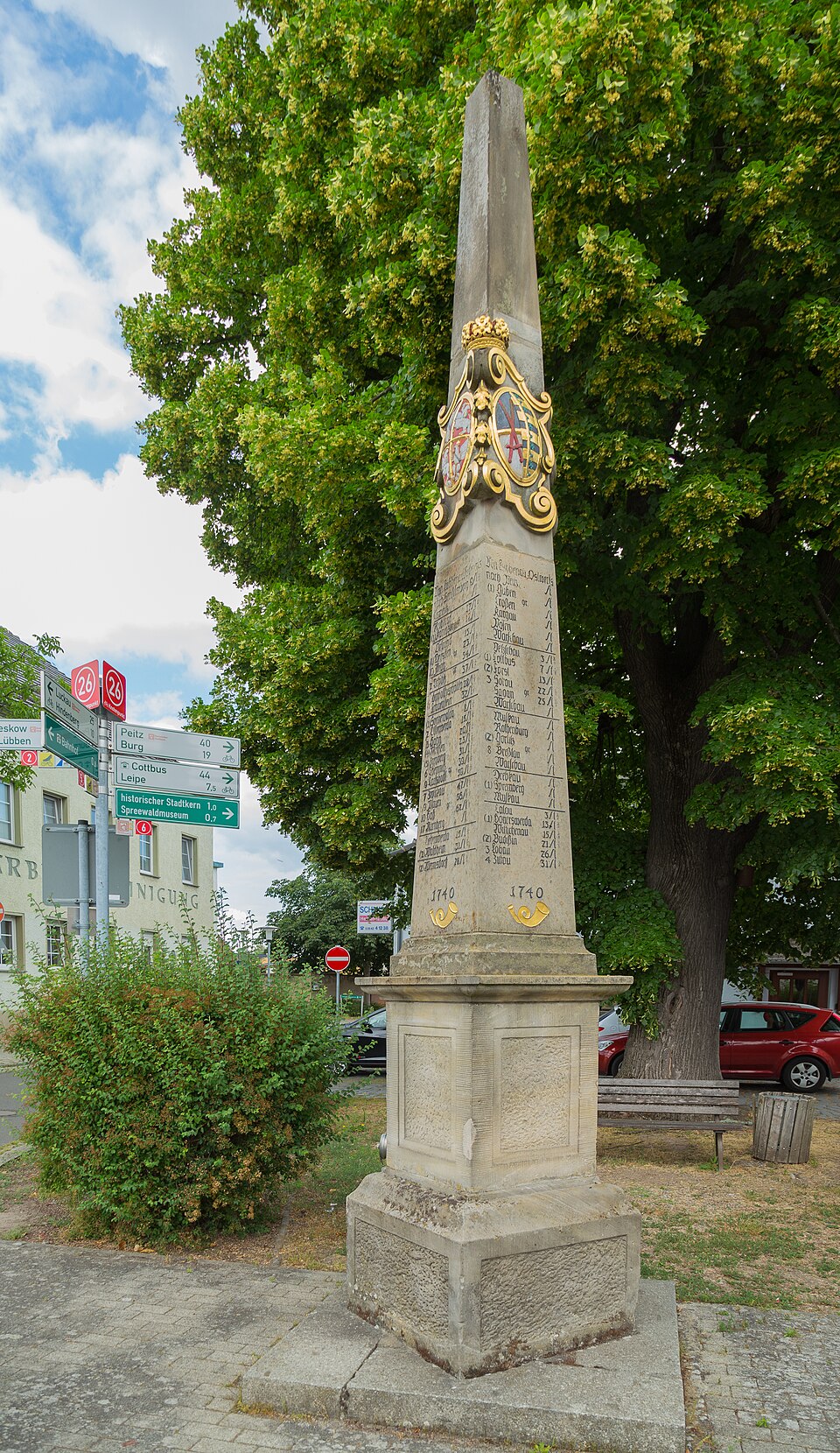 Lübbenau/Spreewald: Luebbenau Karl Marx Strasse Postmeilensaeule 01