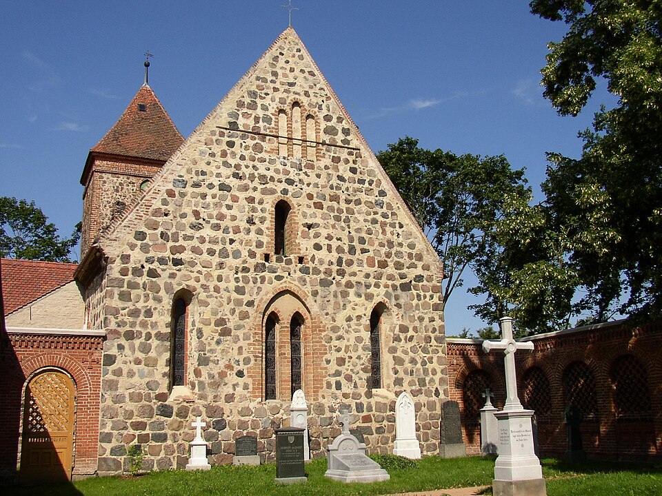 Neuruppin: Radensleben Campo Santo