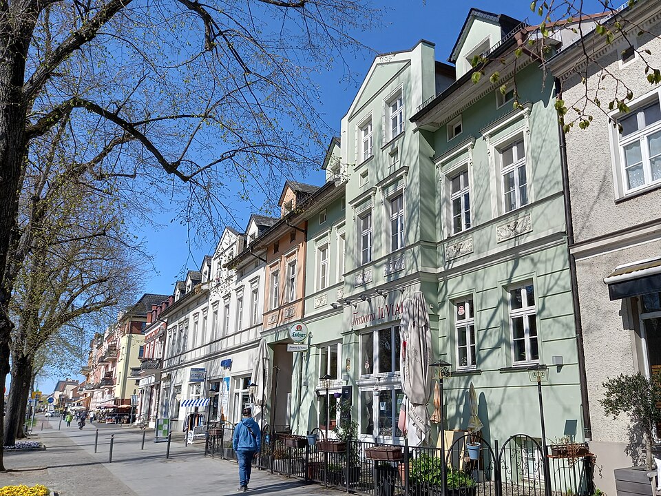 Werder (Havel): Werder Unter den Linden Nordseite