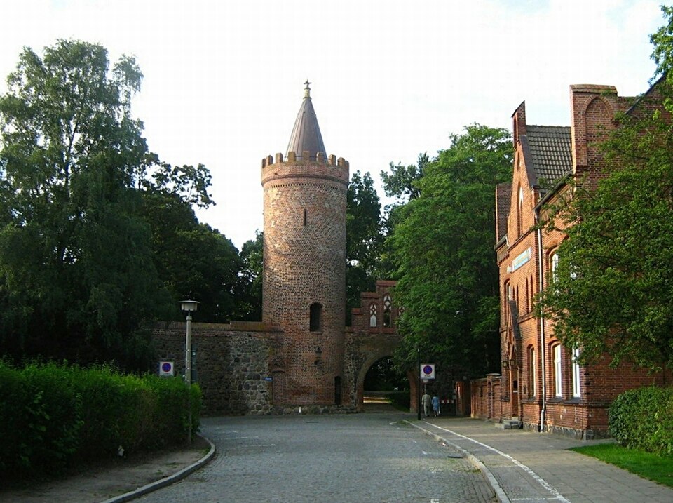 Neubrandenburg: NB-Fangelturm-26-VIII-2007