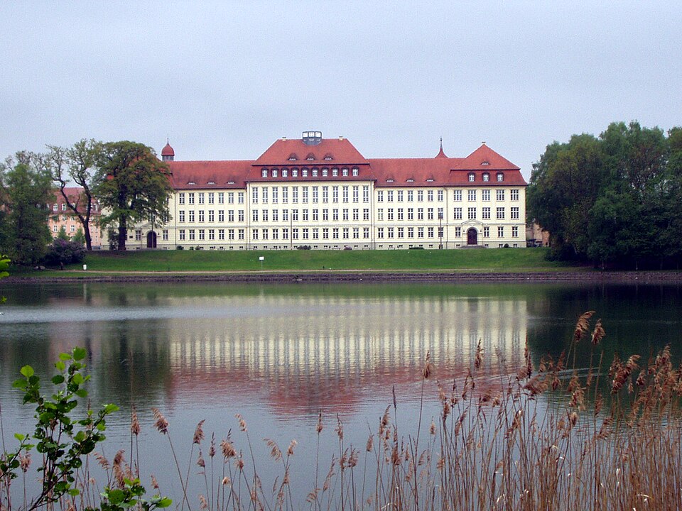 Neustrelitz: Gymnasium Carolinum