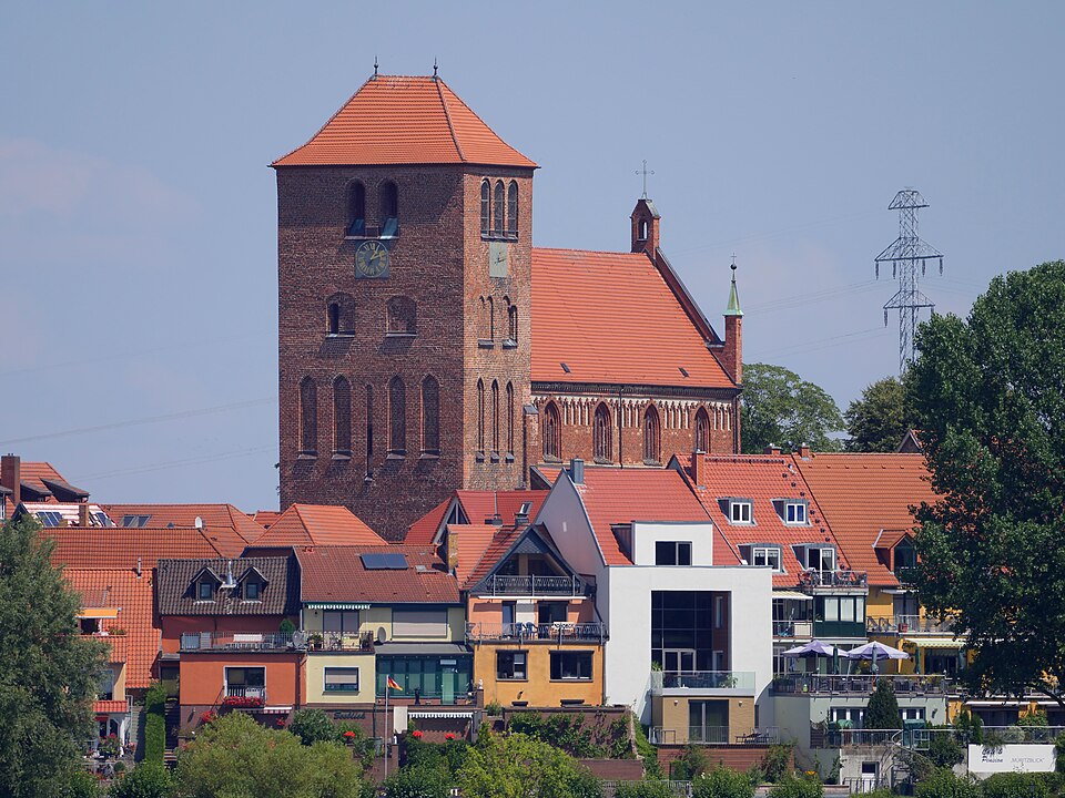Waren (Müritz): Georgenkirche.Waren
