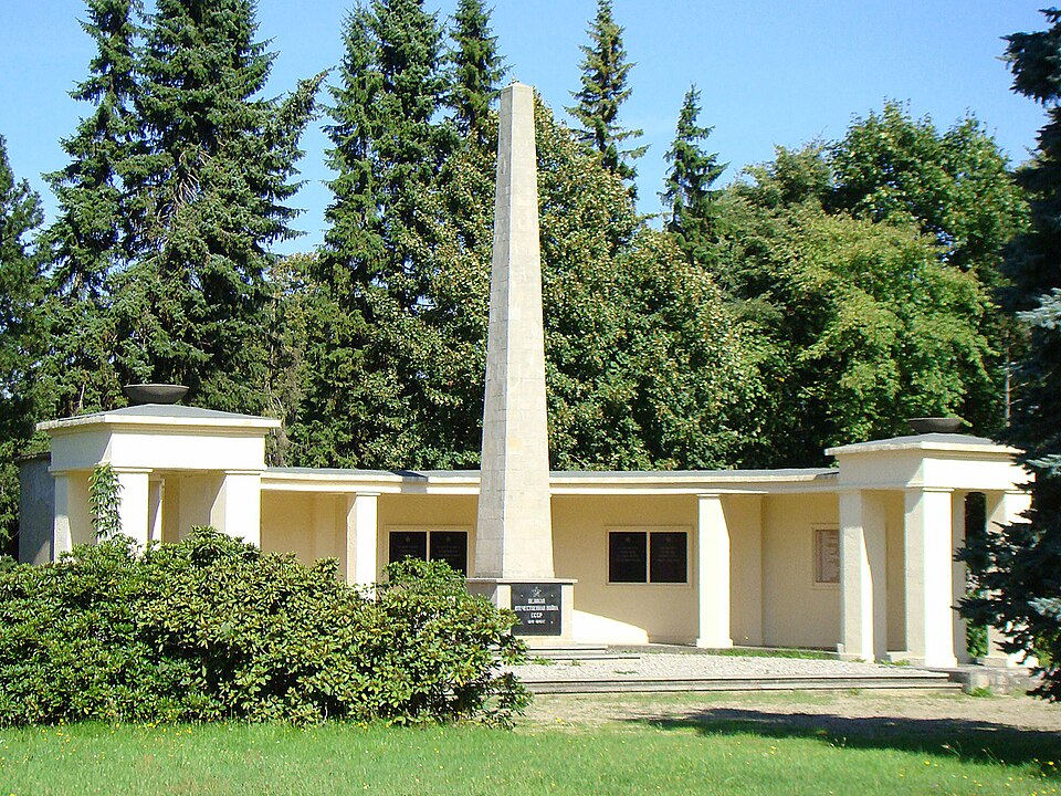 Güstrow: Guestrow-sowjet-ehrenfriedh