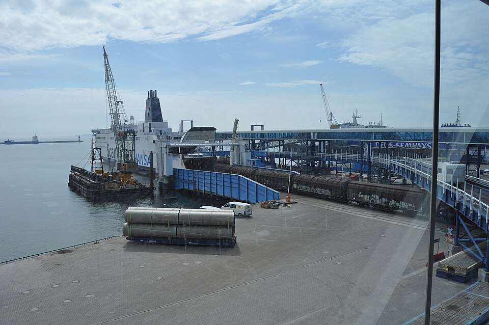 Sassnitz: Mukran-Fährhafen-110520