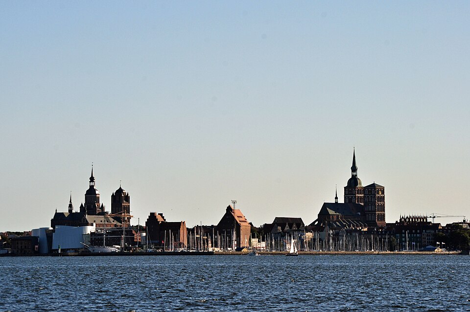 Stralsund (2013-07-23), by Klugschnacker in Wikipedia