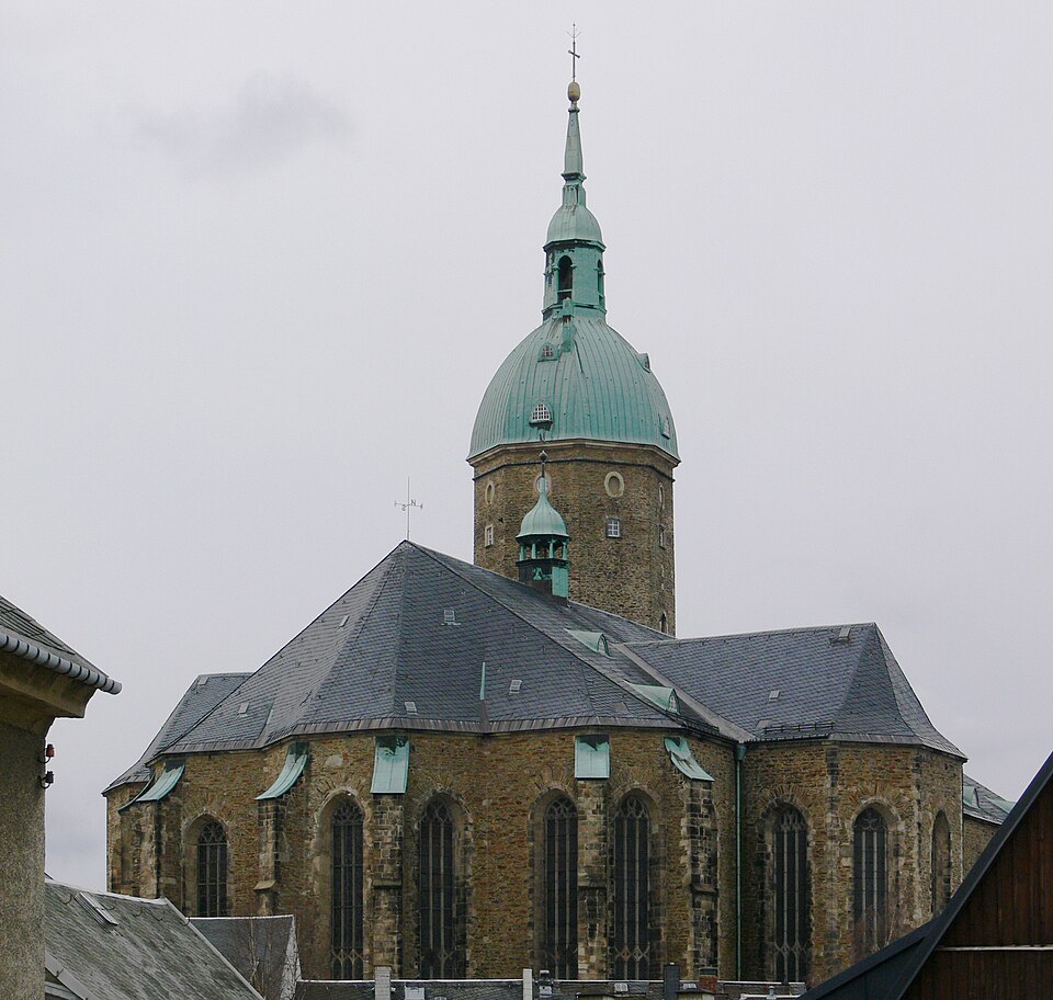 Annaberg-Buchholz: Annaberg Annenkirche von Farbegasse