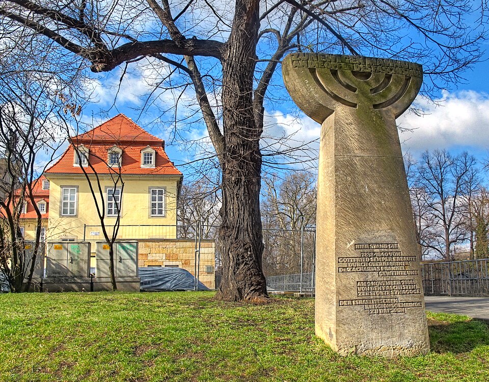 Dresden: Gedenkstein an Zerstörung der Alten Synagoge