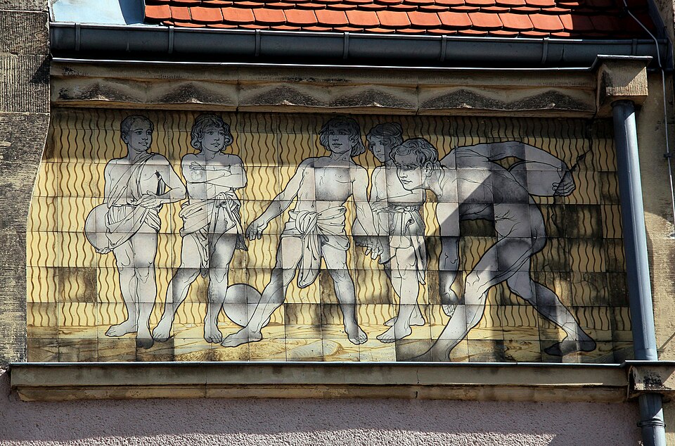 Bild aus Meißner Porzellanplatten am Franziskaneum in Meißen