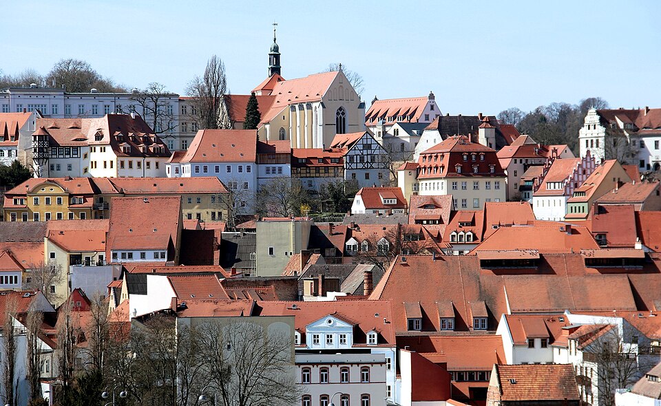 Blick über die Dächer von Meißen zur Kirche St. Afra