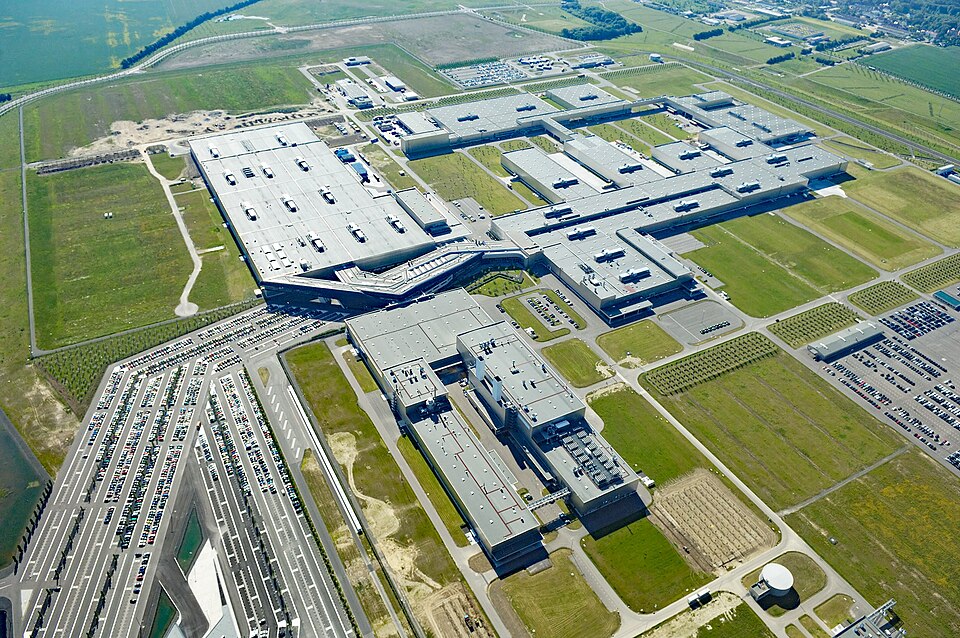 BMW Leipzig MEDIA Download Luftaufnahme 3 max