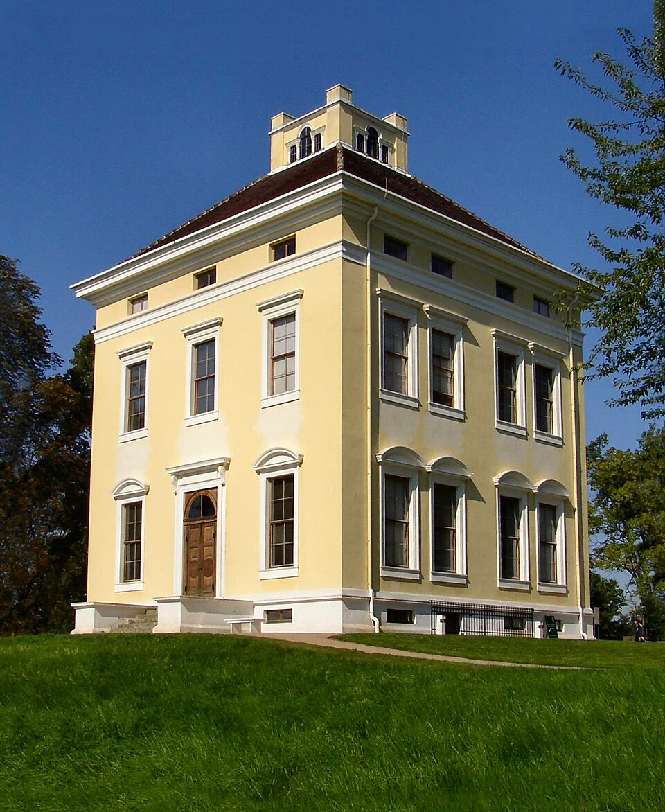 Dessau-Roßlau: Dessau Luisium