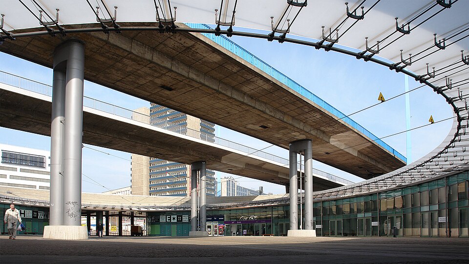 Halle (Saale): Halle-Riebeckplatz