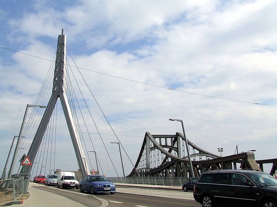 Halle (Saale): Berliner Brücke Halle