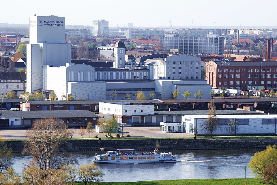 Magdeburg: Gewerbegebiet am Handelshafen