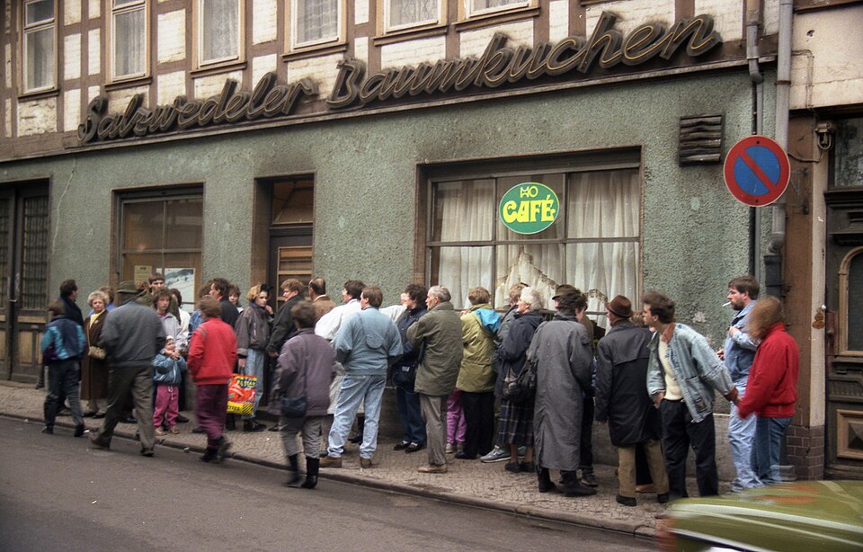 Salzwedel: SalzwdBaumkch1990Jan