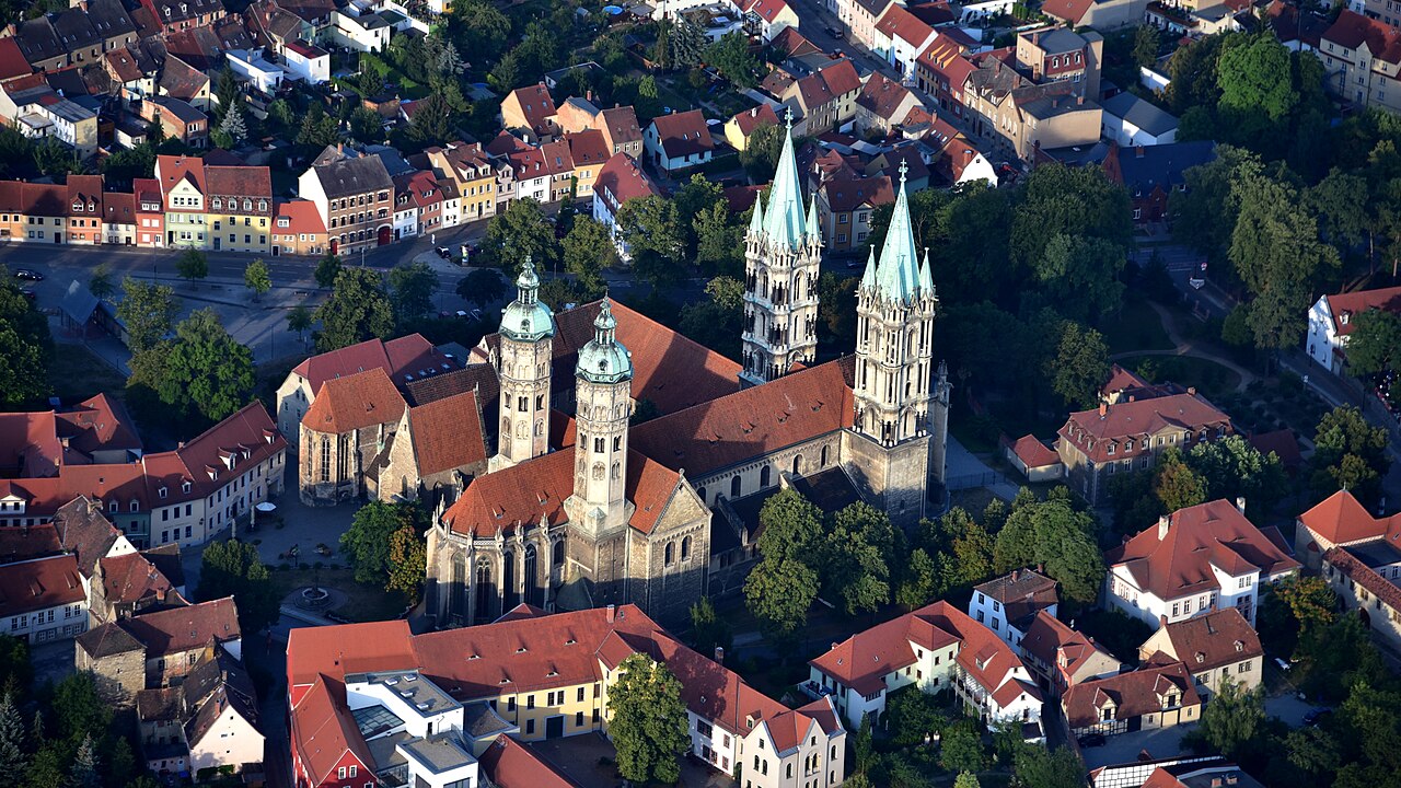 Naumburg (Saale): Naumburger Dom, Luftaufnahme (2018)