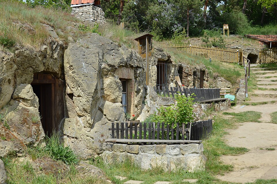 Halberstadt: Höllenwohnungen in Langenstein