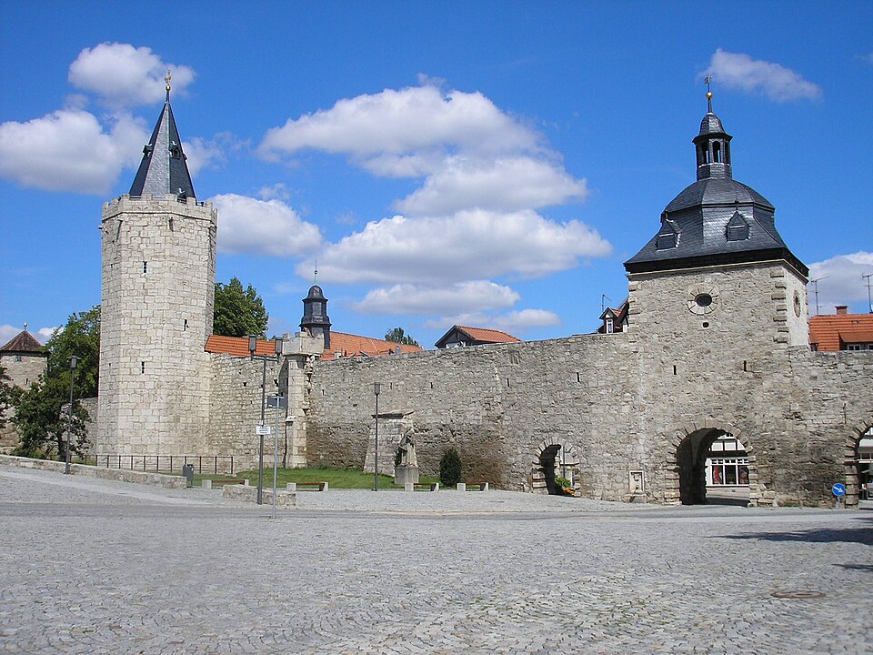 Mühlhausen/Thüringen: Vor dem Frauentor Mühlhausen